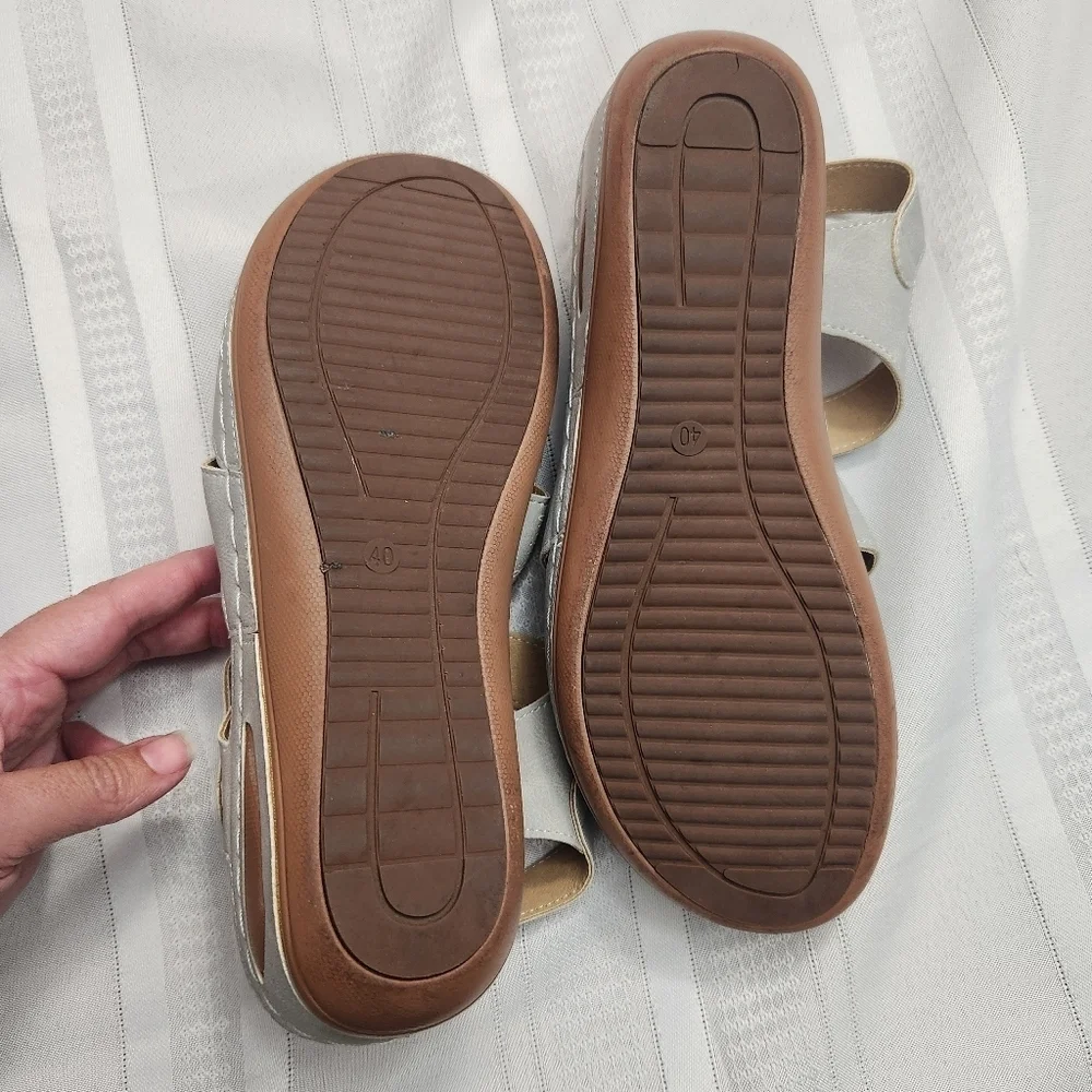 SHIBEVER Sandals size 40 (8.5) EUC